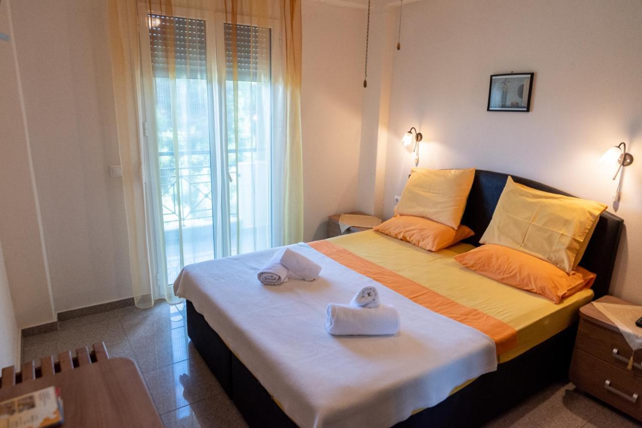Nikos Apartments Ormos Panagias Eksteriør billede