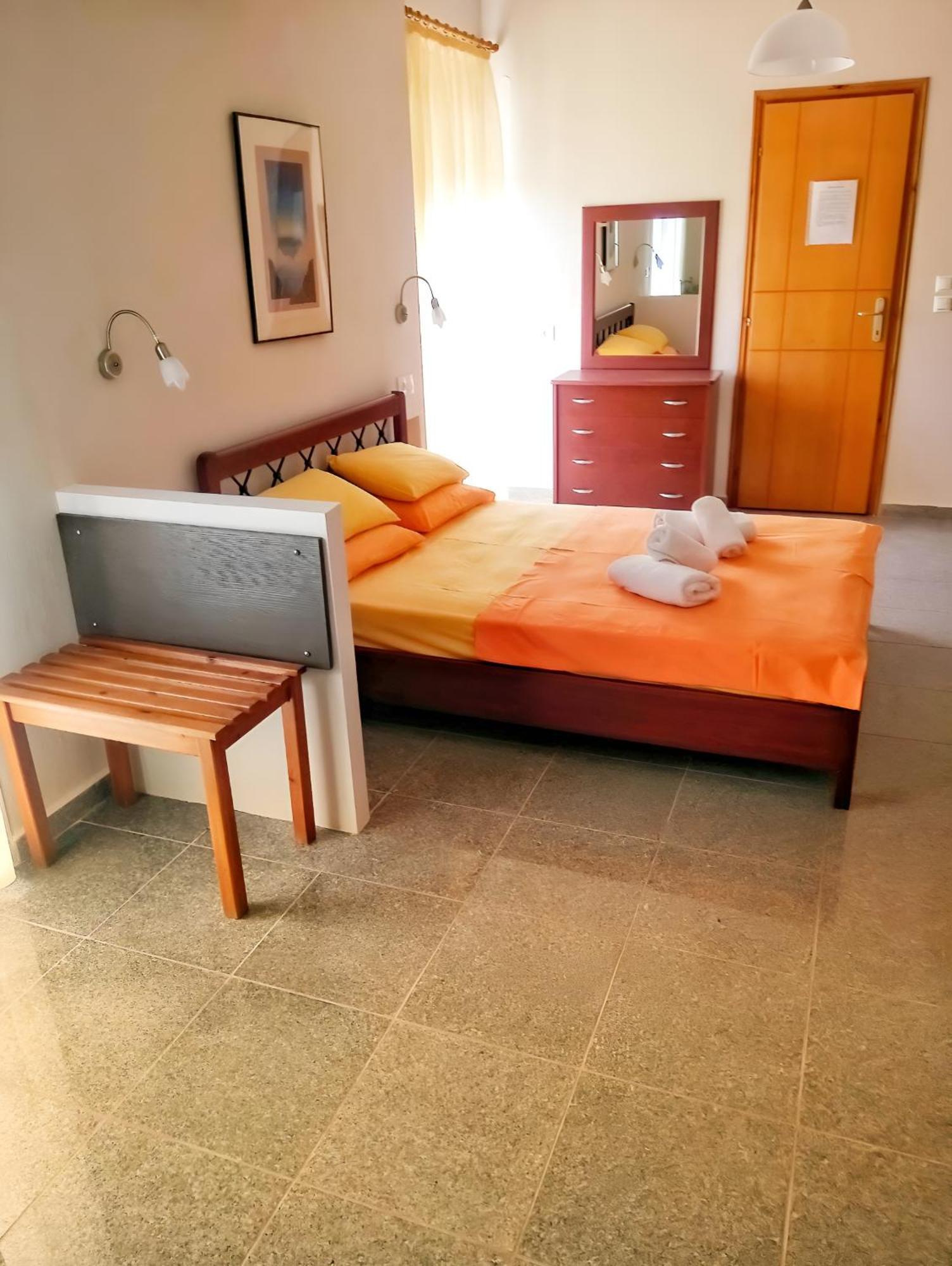 Nikos Apartments Ormos Panagias Eksteriør billede