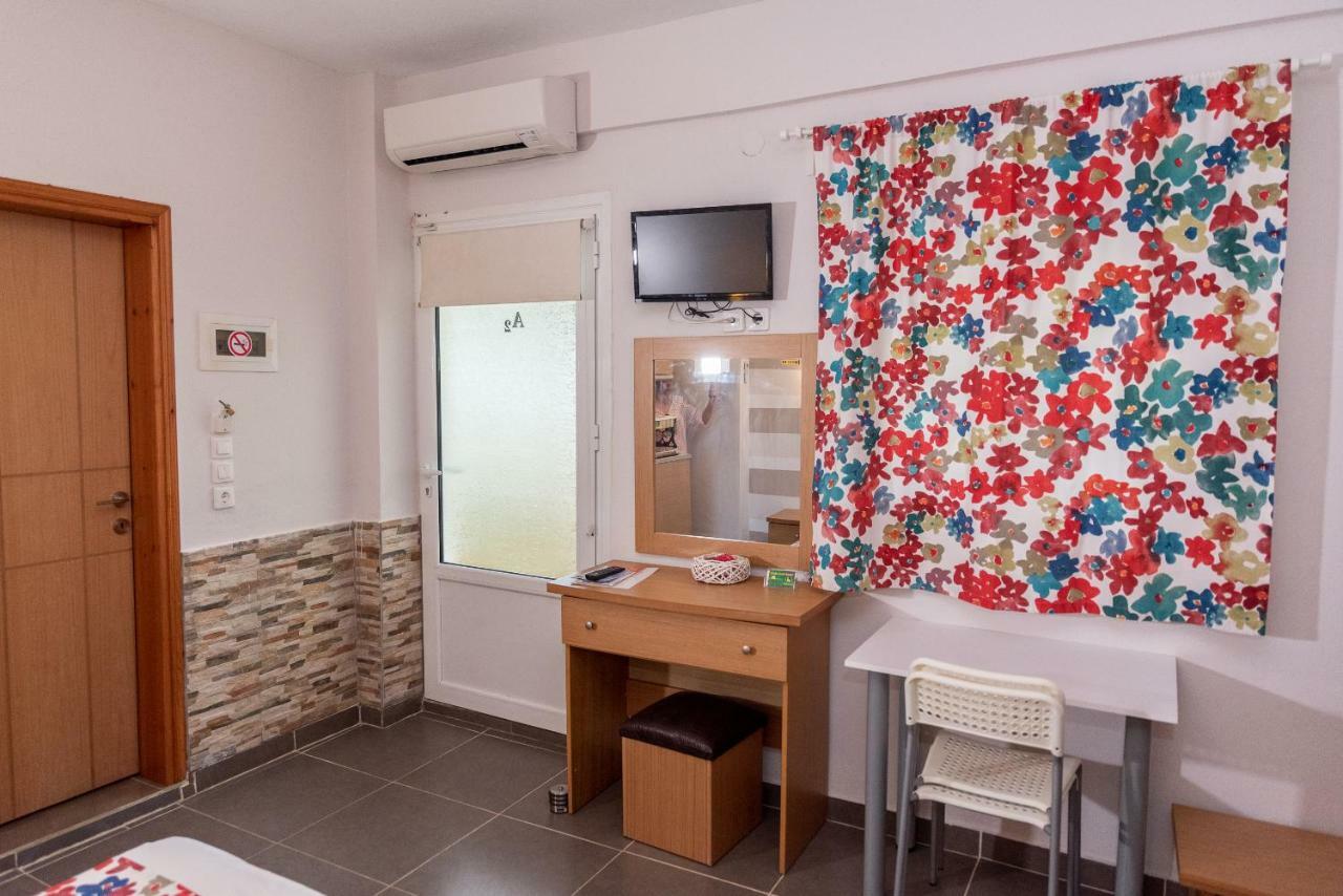 Nikos Apartments Ormos Panagias Eksteriør billede